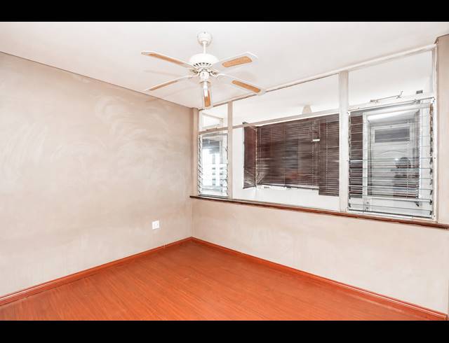 2.5 BEDROOM APARTMENT FOR SALE IN GLENWOOD
